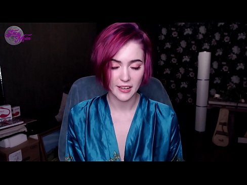 ❤️ 用英語從俄羅斯女孩手淫的指導 超級色情 在我們